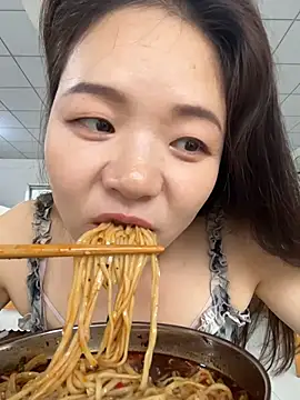 xiaochengzi505 (F milf) - 户外自慰