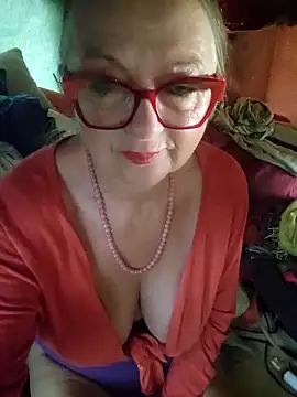 hot-muci - Hot-Muci's free webcam - UK Sex Cams