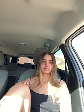DoriDelux66 - Live Cams
