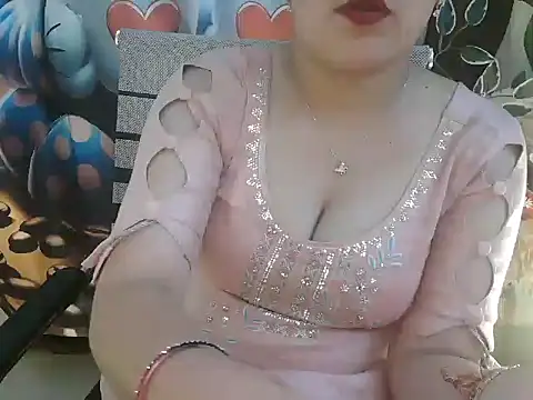 _chitranshi - _chitranshi's free webcam - UK Sex Cams