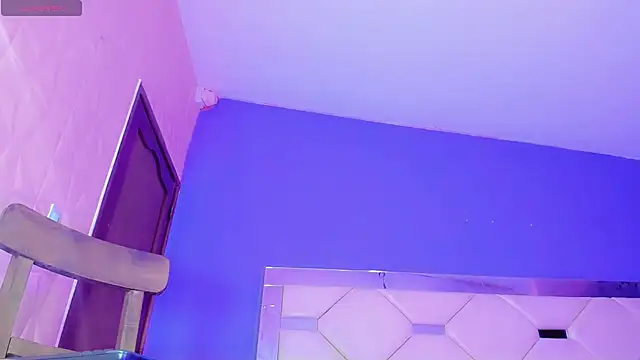 liyenpain01_ - Liyenpain01_'s free webcam - UK Sex Cams