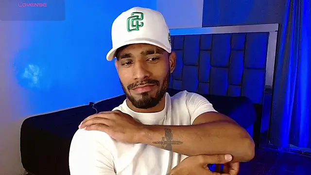 Christian_thor live sex cam