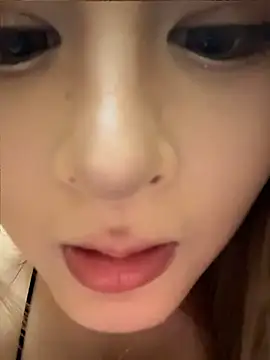 online cam to cam Yuki June