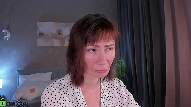 gracekellyyy - Gracekellyyy's free webcam - UK Sex Cams