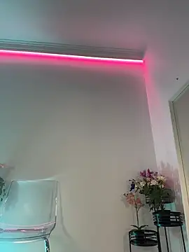scarletflameee - ScarletFlameee's free webcam - UK Sex Cams