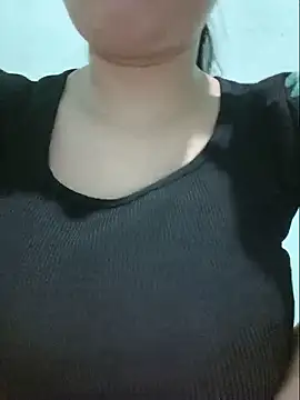 Shine_Mai live sex cam