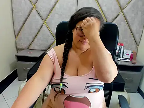 Sarah_Boobs_