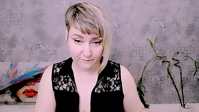Djullia live sex cam