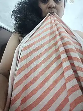 JENNIFERtamil