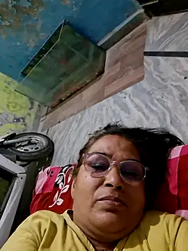 Shalini3456