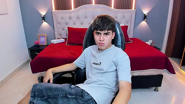 tommy18__ (Ask my age) - Cum Show