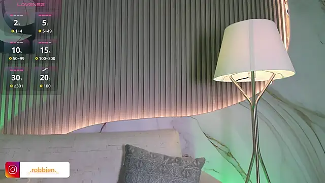 Robbin_Blaze live sex cam