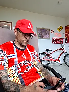 Mr_Graffitimile live sex cam