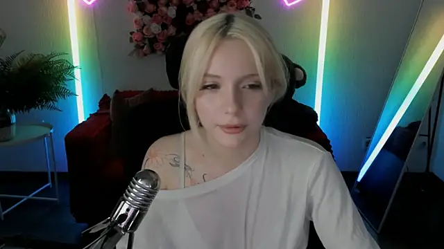 aurorawrenfield (F teen) - hot pic from my new album last tip in pm