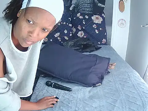 divineshady (F young) - ashow asshole