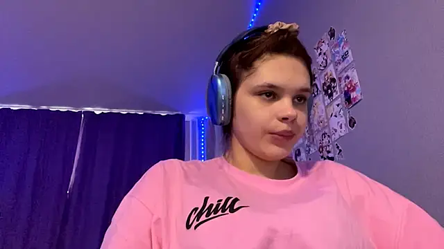 iam_eshly - Iam_Eshly's free webcam - UK Sex Cams
