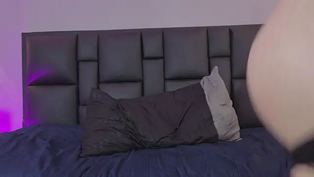 MikaelSlow live sex cam