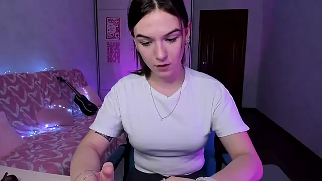 luna_lust_212 - Luna_lust_212's free webcam - UK Sex Cams