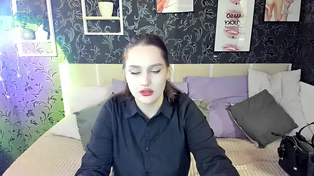 sofialovelyc - SofiaLovelyC's free webcam - UK Sex Cams