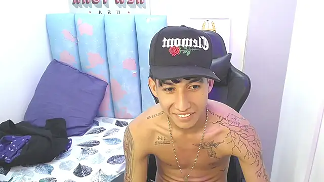 liam_play - Liam_play's free webcam - UK Sex Cams