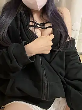 luna_sleepy