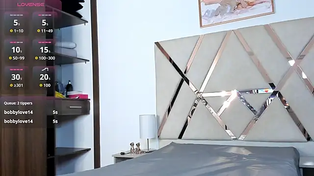 Zoe_Ravenn