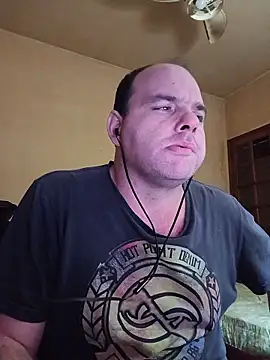 jovissoares7ye - Jovissoares7ye's free webcam - UK Sex Cams