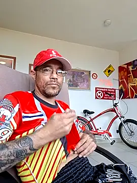Live sex cam of Mr_Graffitimile