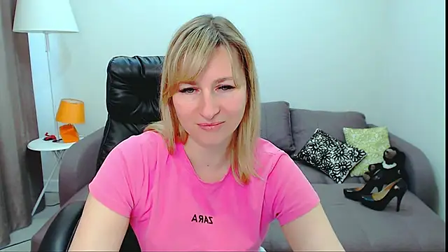 incredible_ariela - Incredible_Ariela's free webcam - UK Sex Cams