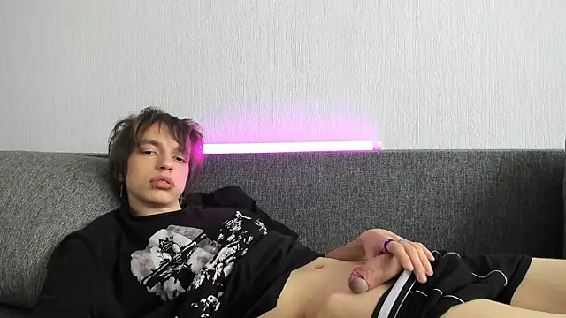 Nolan_Sagee webcam
