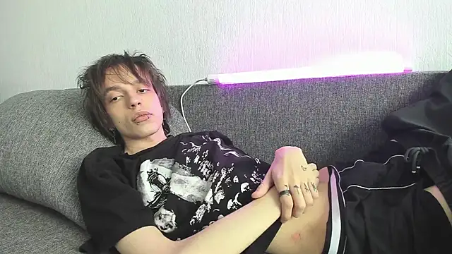 nolan_sagee - Nolan_Sagee's free webcam - UK Sex Cams
