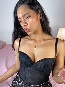 alliz_collette - Alliz_Collette's free webcam - UK Sex Cams