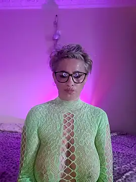 lunablaise - LunaBlaise's free webcam - UK Sex Cams