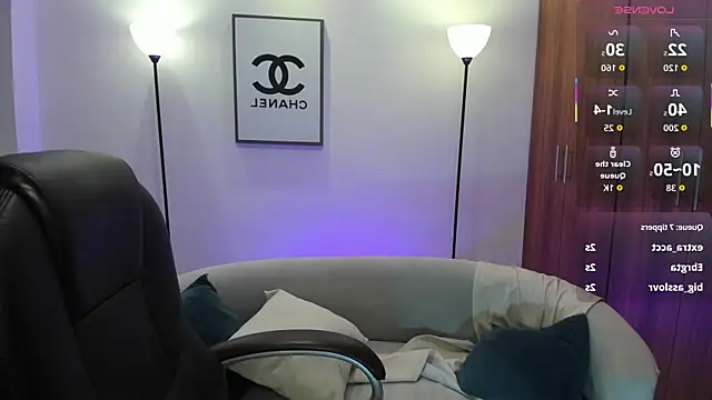 nanaa_snow - Nanaa_snow's free webcam - UK Sex Cams