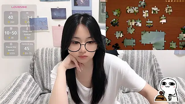 liliybaby - LiLiYbaby's free webcam - UK Sex Cams
