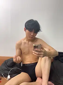 xf-110 (M twink) - 裸体色诱听话Naked lust seduces obedient