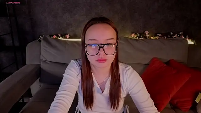 Eva_Cutties