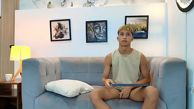 GOLD_BOYS webcam