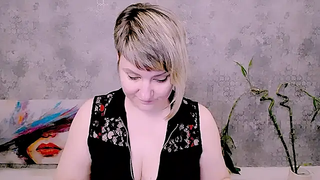 djullia - Djullia's free webcam - UK Sex Cams