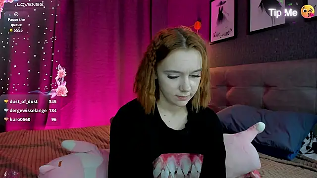 lesi_moonie01 - Lesi_Moonie01's free webcam - UK Sex Cams