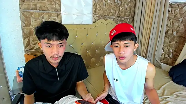 Gincr83 - Male webcam sex chat
