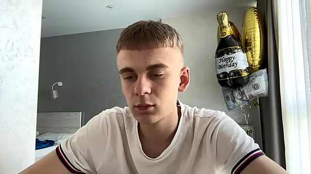SoloFury live sex cam
