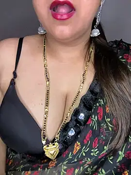 notty-hotybhabhi - Notty-HotyBhabhi's free webcam - UK Sex Cams