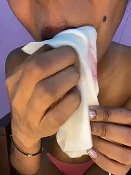 Small_Titss