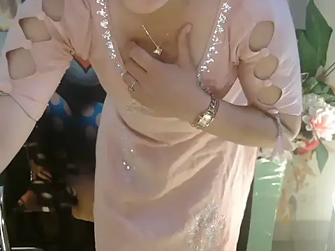 _chitranshi - _chitranshi's free webcam - UK Sex Cams