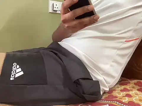 Slave_Aryan webcam