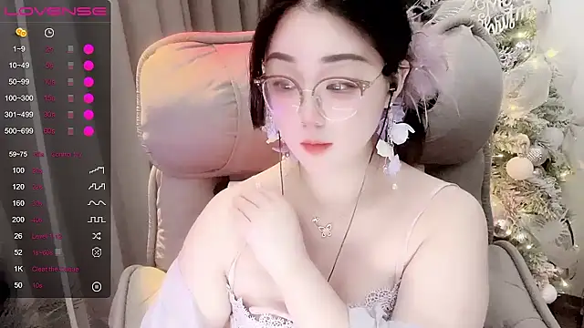Monica-666888- webcam