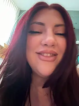 CurvyKimmy1