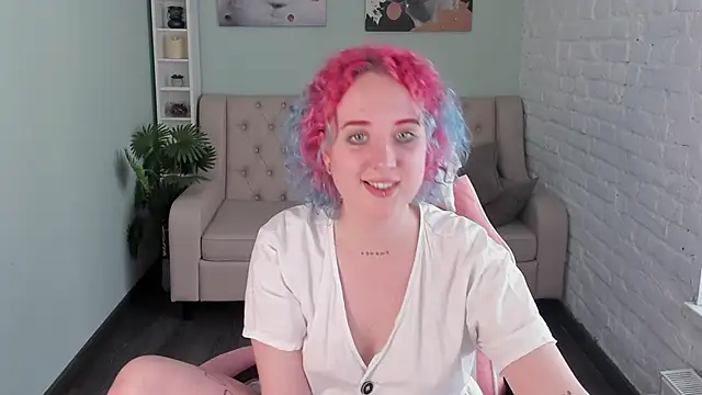 scarlettsparkss - ScarlettSparkss's free webcam - UK Sex Cams