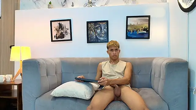 GOLD_BOYS webcam